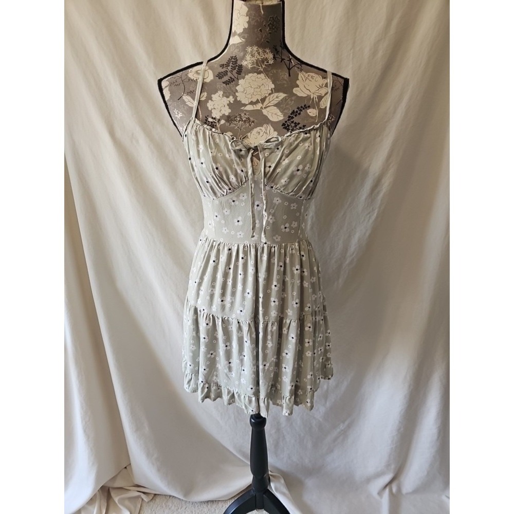 Hollister Sage Green Floral Ruched Tiered Mini Dress Babydoll Sundress M Y2K